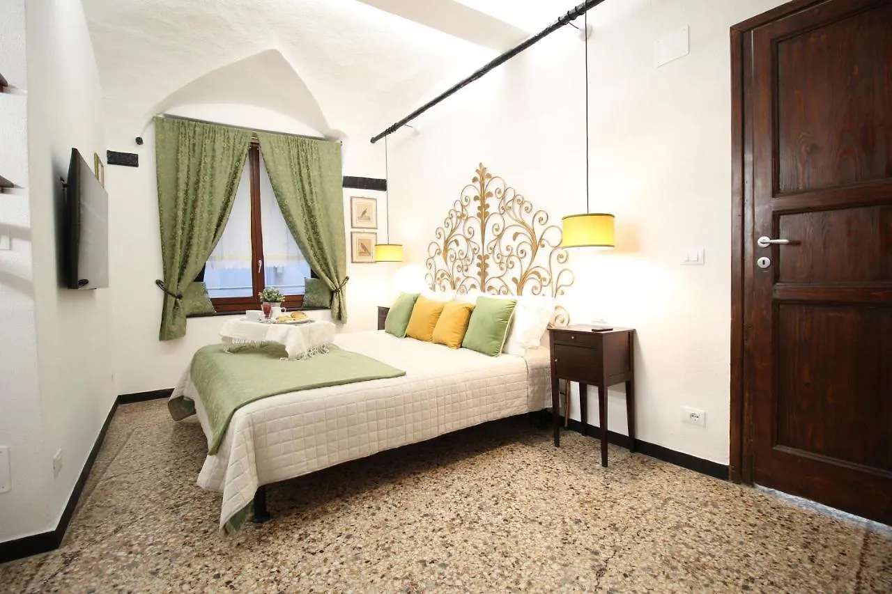 Apartmán Dimora Borsotto Palazzo Storico, Acquario, Porto Antico Janov