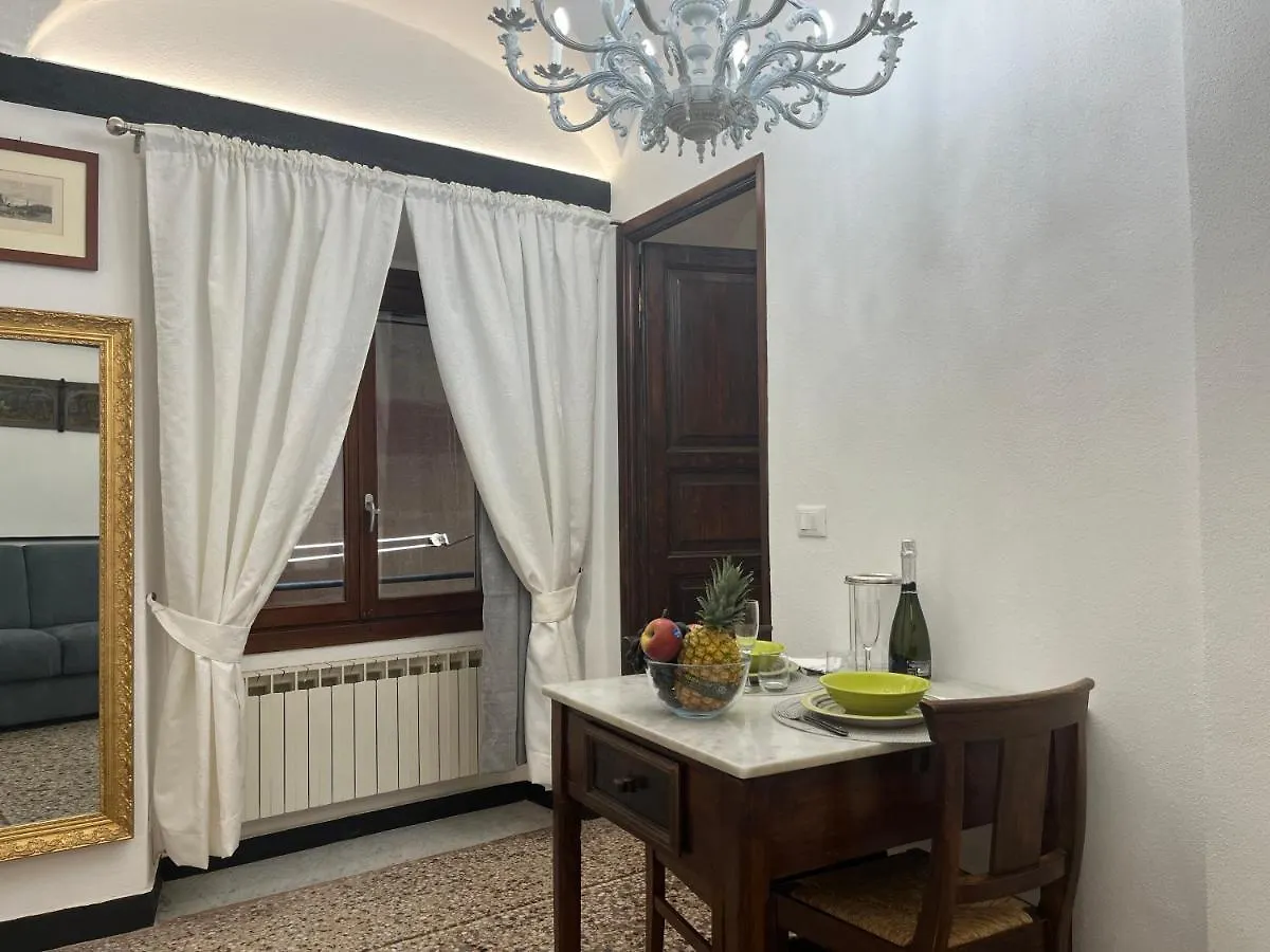 Apartmán Dimora Borsotto Palazzo Storico, Acquario, Porto Antico Janov