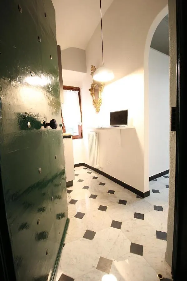 Dimora Borsotto Palazzo Storico, Acquario, Porto Antico Apartment Genoa 0*,  Italy